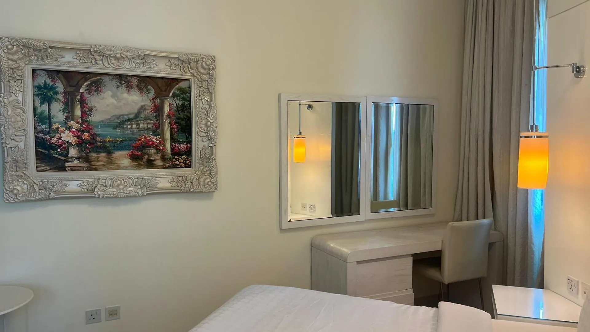 Elegant 2-Bedroom, 2-Min Walk To Dubai Mall Apartament