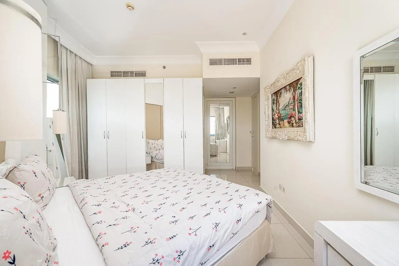 Apartment Elegant 2-Bedroom, 2-Min Walk To Dubai Mall