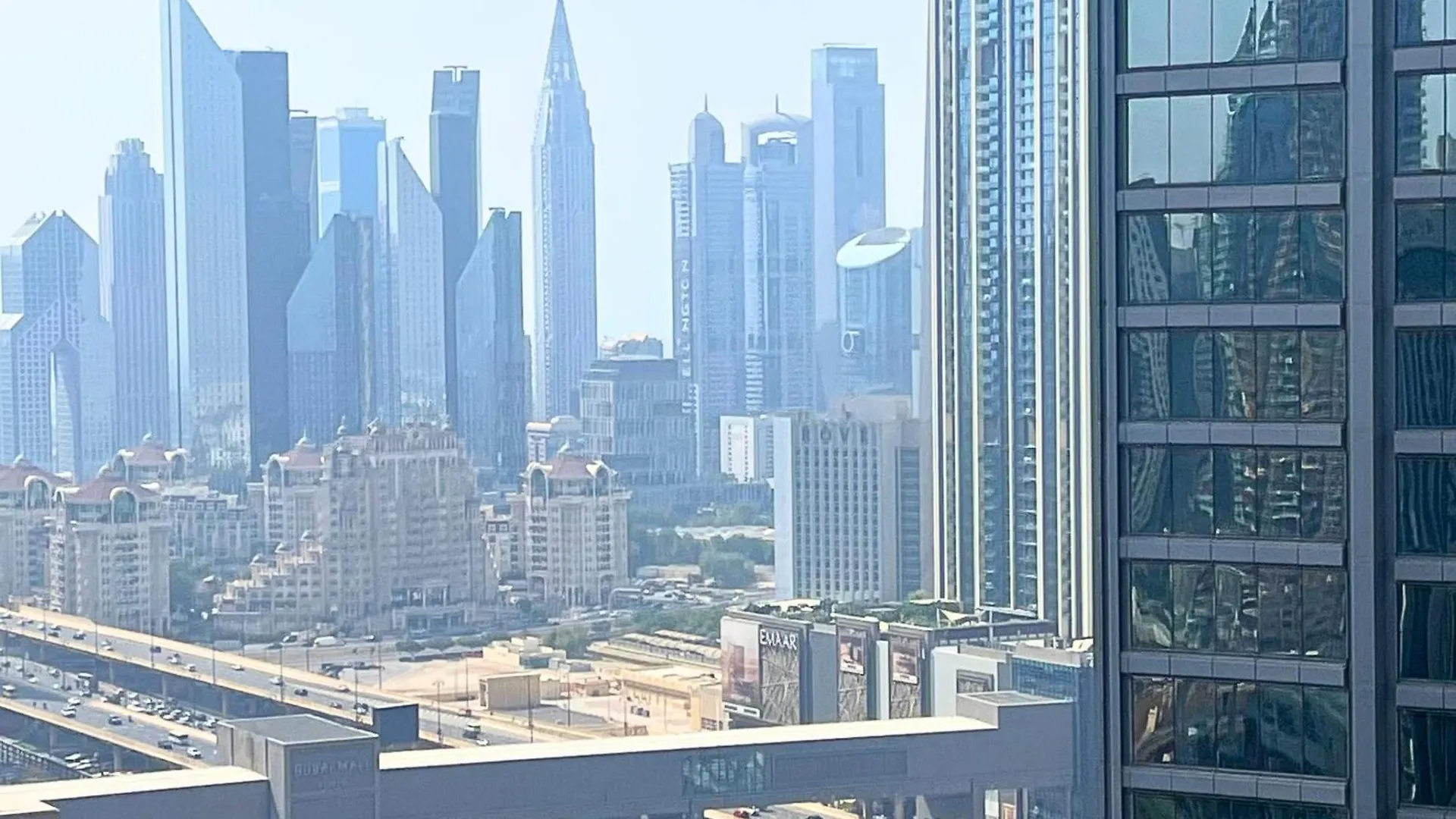 Elegant 2-Bedroom, 2-Min Walk To Dubai Mall 0*,